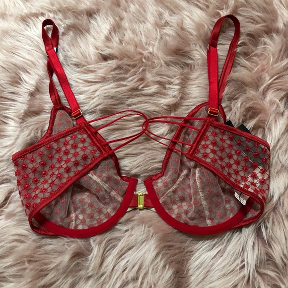 Victoria Secret bra size 32DD - Picture 2 of 2